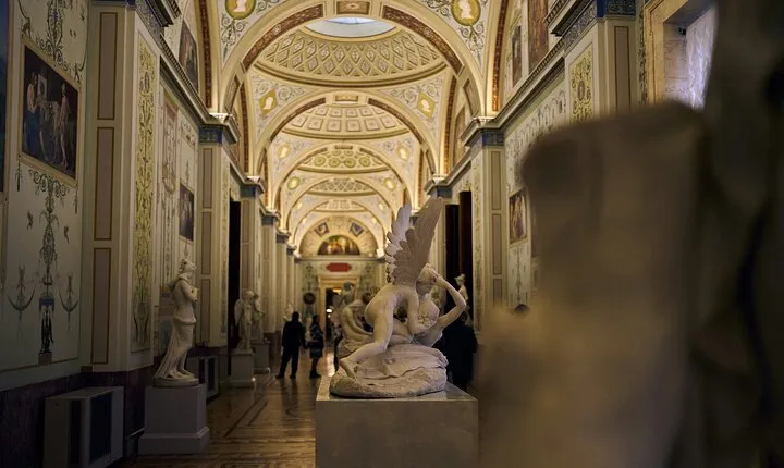 Uffizi Gallery Guided Tour priority entrance