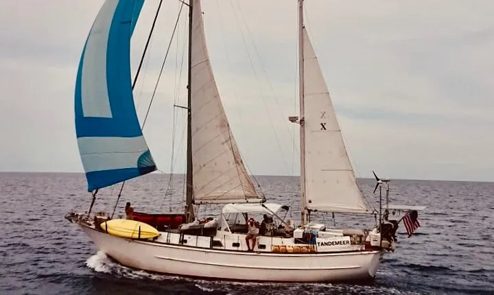 2 Hour Sailing Tour of Vineyard Haven Harbor and Sound