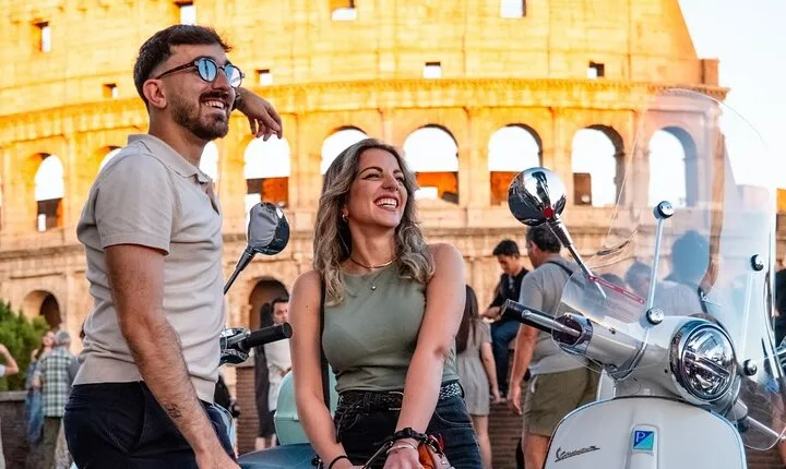 Vespa Tour with Local Guide