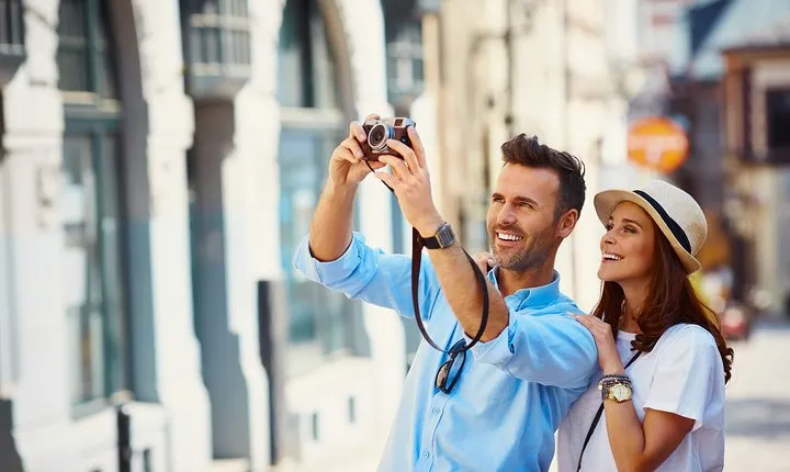 Engrossing Romantic Walking Tour in Kabli