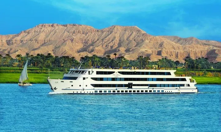 4 Nights Cruise Luxor To Aswan and Abu Simbel with train rounded trip from Cairo