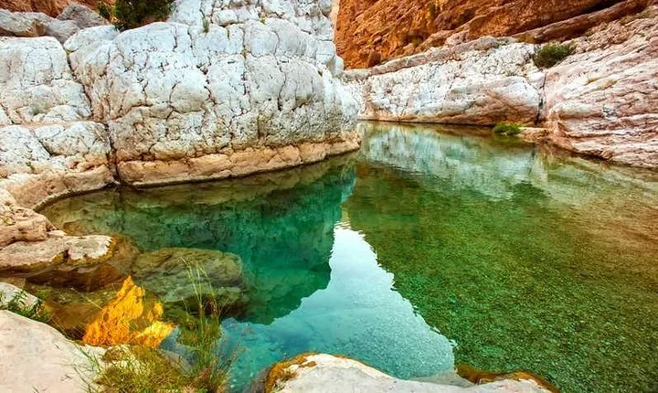 Wadi shab and Sinkhole adventure