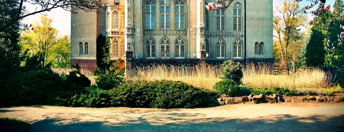 Kornik castle & Rogalin palace - PRIVATE tour from Poznan (4h)