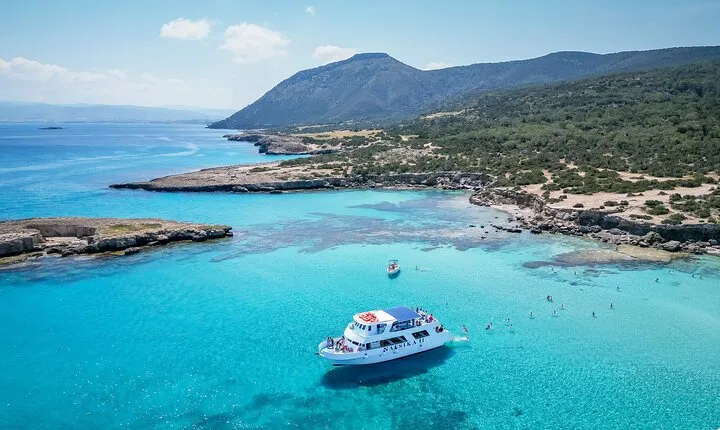 From Paphos: Aphrodite's Baths and Blue Lagoon (Akamas) Day Trip