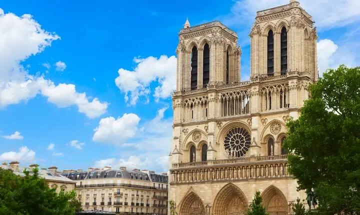 Le Havre to Paris : Small Group Personalized Private Tour