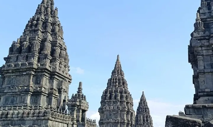 Multi Day Tour Jogjakarta Explorer and Heritage