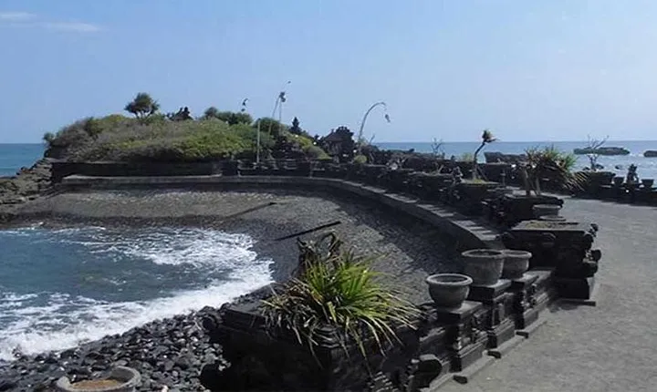 Half-Day Taman Ayun UNESCO and Tanah Lot Temple with private Car