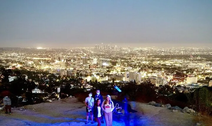 Hollywood Walking and Hiking Night Tour with Scott and Blue