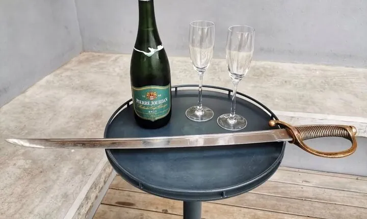 Franschhoek, Stellenbosch and Babylonstoren Wine Tour