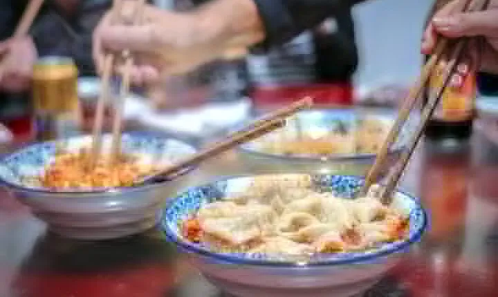 Tuktuk Food Tour Through Chengdu's Local Eats
