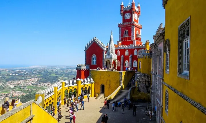 Sintra, Pena Palace and Cascais Full Day Tour from Lisbon