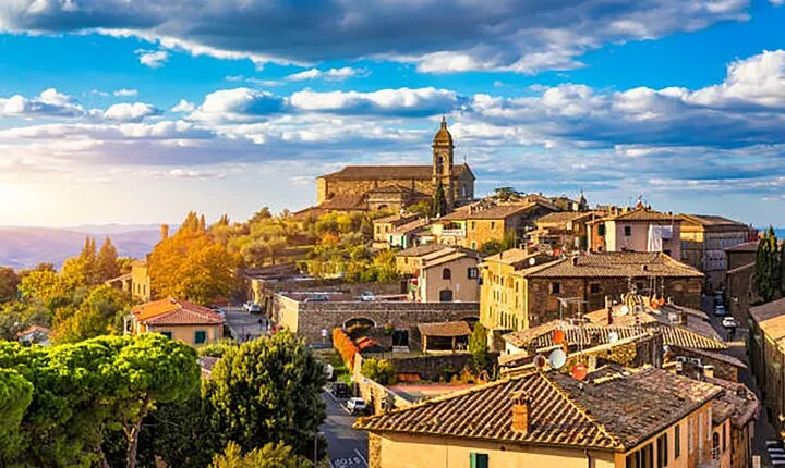 Montepulciano Montalcino and Cortona Guided Tour