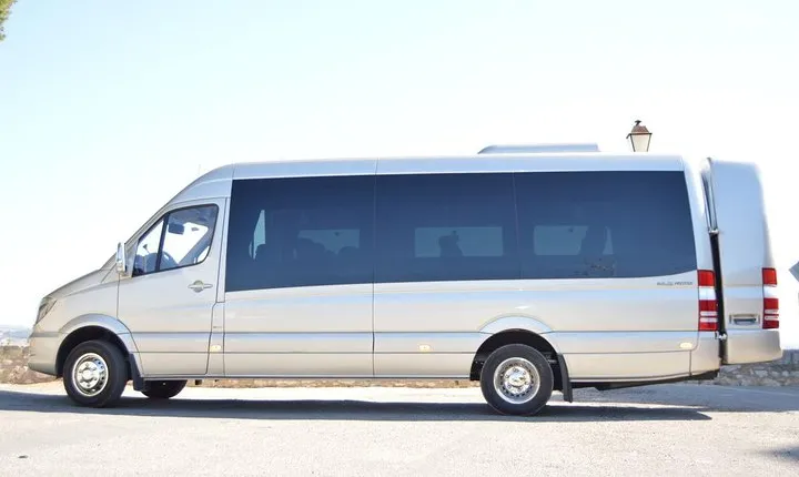 Private Cruise Port to Airport Transfer in Barcelona