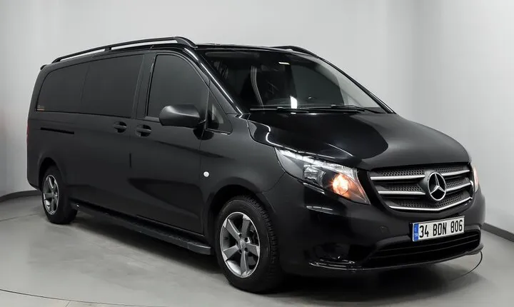  Istanbul Airport Transfer by Private Minivan + Meet & Greet Service