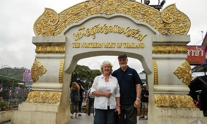 Border-Crossing Tour to Myanmar & Scenic Mae Khong River Cruise