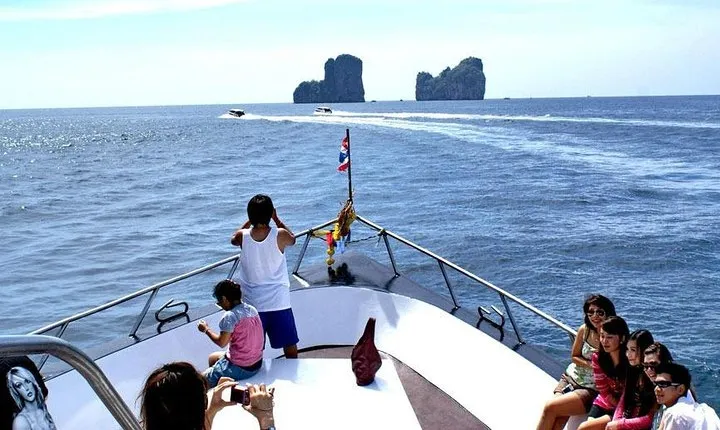 Phi Phi Island Tour By Big Boat + Longtail Boat to Pileh Lagoon From Phuket