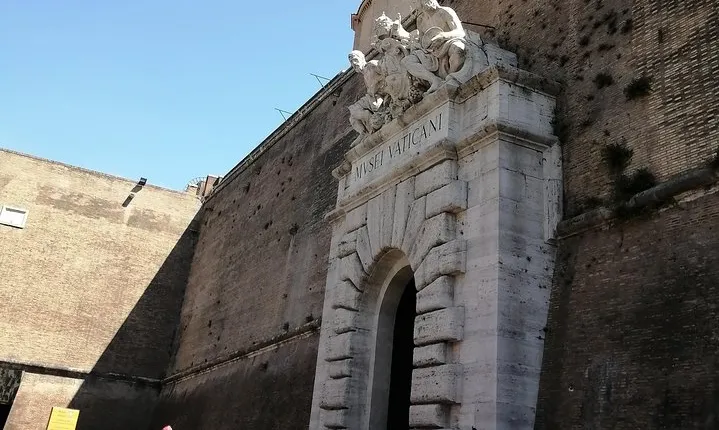 Vatican Museums, Sistine Chapel & Basilica Tour Without Line