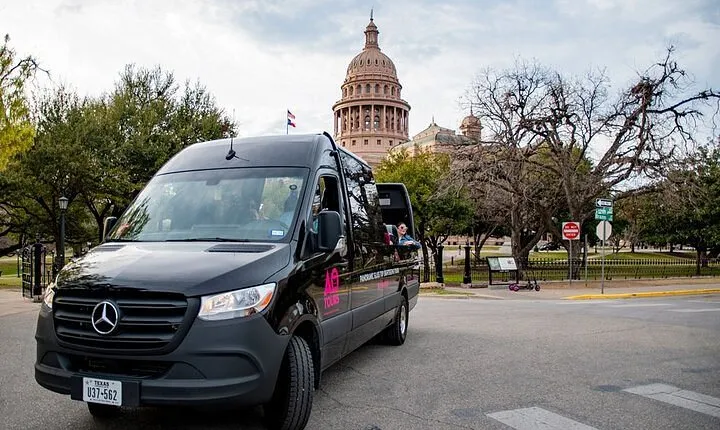 Austin and Hill Country Panoramic Sightseeing Tour
