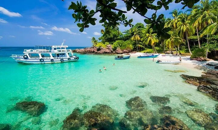Discover Two Islands of Phu Quoc by Boat