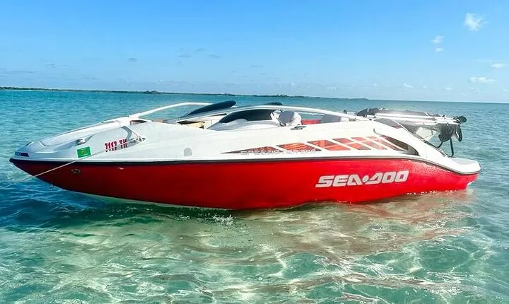 5-Hour Guided Jetboat Tour to Secret Beach, San Pedro, Belize.