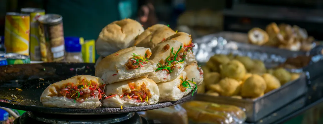 Street food crawl in Kolkata