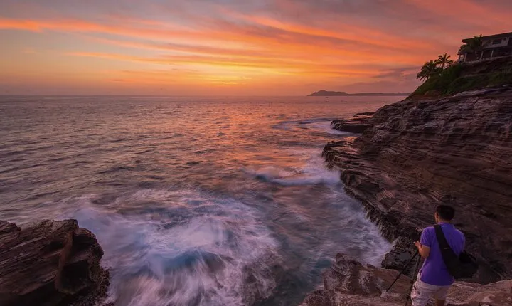 Honolulu Sea-Cliff with Sunset Photo Adventure