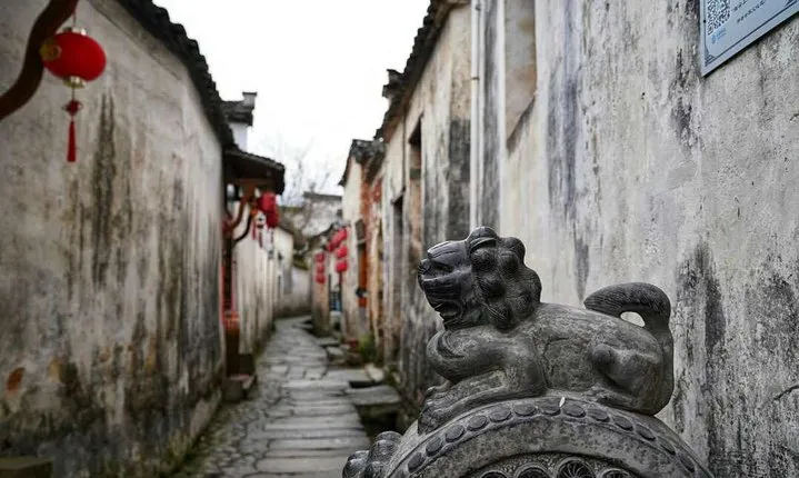 2-Day Private Trip to Mt Huangshan, Xidi & Hongcun Villages from Guangzhou