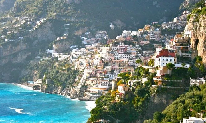 Amalfi Cost Private Drive