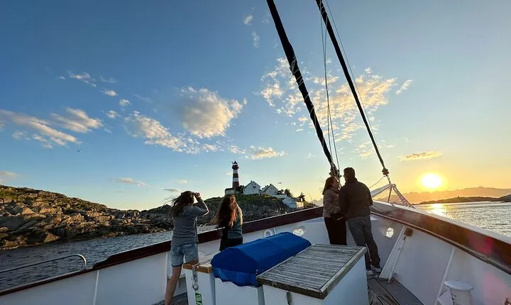 Lofoten Islands Private Midnight Sun Yacht Cruise from Svolvær
