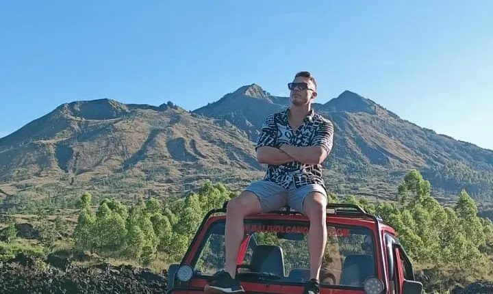 Mt BATUR Jeep sun rice Tour + Cretya Ubud Infinity Pool.