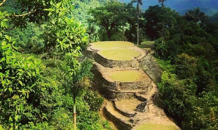4-Day Walking Tour to Lost City of Sierra Nevada