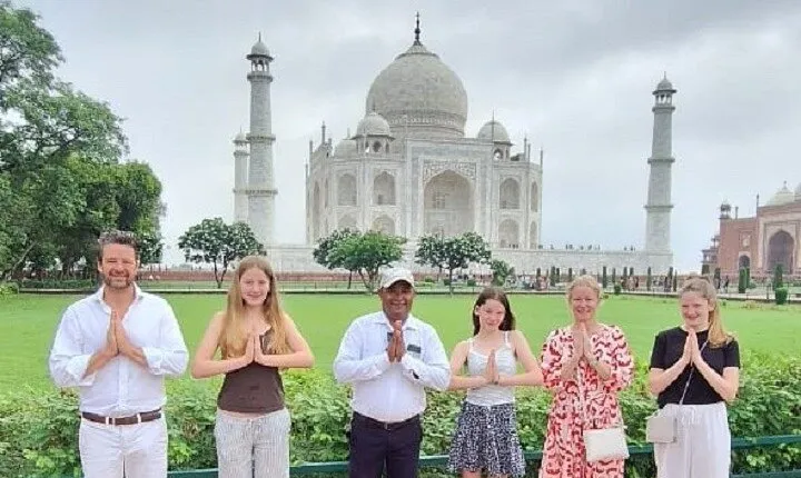 Private Day Trip to Agra with a Sunrise view of Taj Mahal