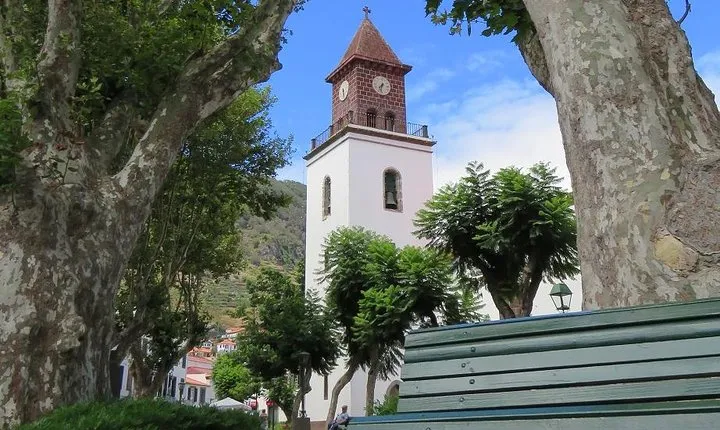 traditional Farmers Market Open 4X4 Half Day Tour