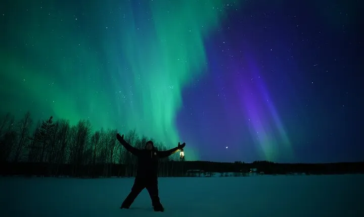 Northern Lights Hunting Photography in Rovaniemi Finland