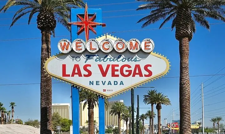 Private Jeep Tours Vegas Sign, Fremont Street,Red Rock Sign Lunch
