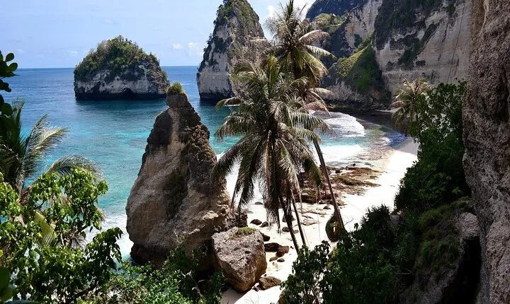 East Nusa Penida Instagram Tour
