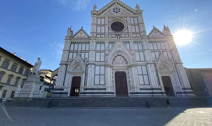 Florence: 1.5-hour Santa Croce guided experience