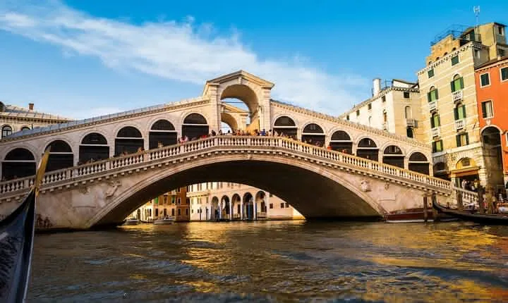 Explore Venice in 90 minutes with a Local