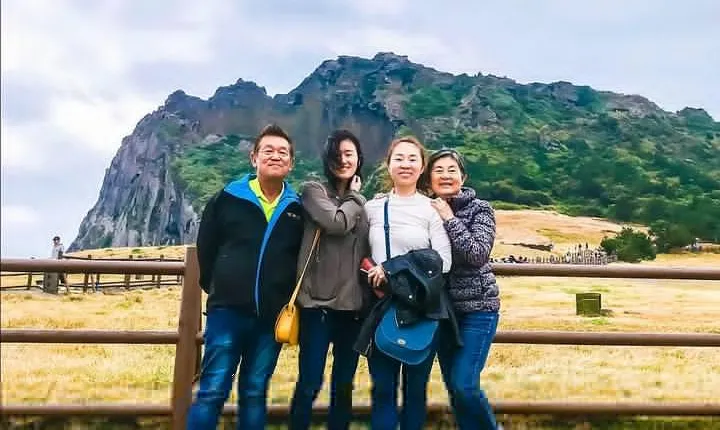 Jeju Island Private Half day Transport : East attractions only