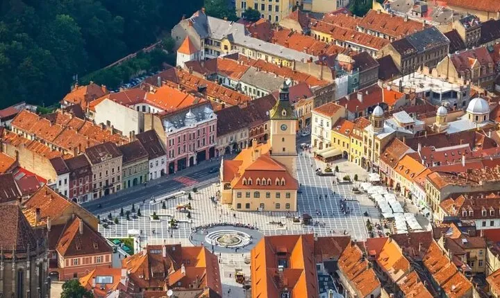 Private Tour of Peles, Bran castle and Brasov City From Bucharest