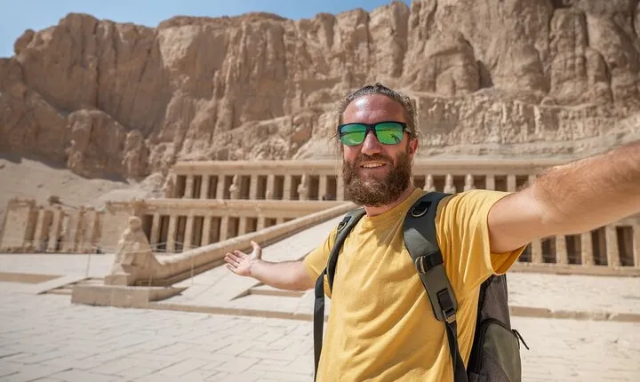 Shared Day Tour to Valley of the Kings, Hatshepsut ,Memnon &lunch