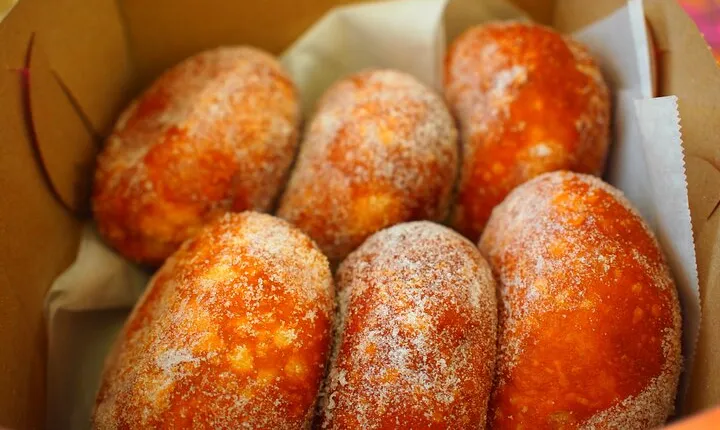 Diamond Head Hike [with Lennar's Malasada] [Starts at 7:00 a.m.]