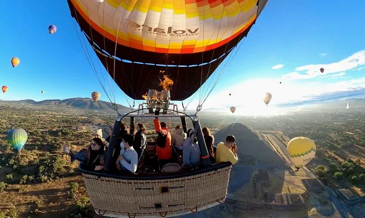 Hot Air Balloon Flight over Teotihuacan, from Mexico City