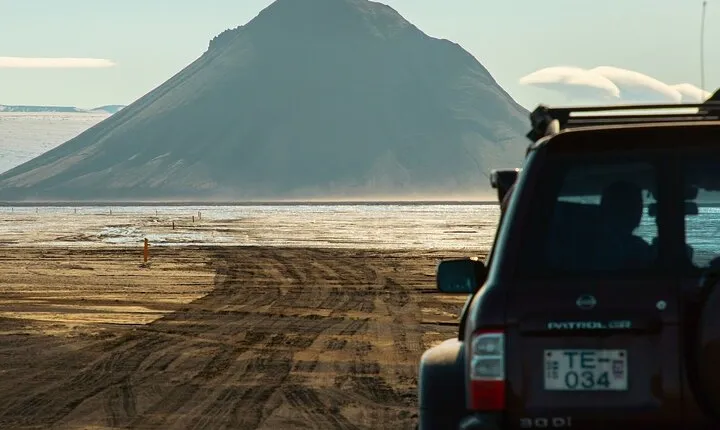Fjallabak Nature Reserve Exploration - Mælifell