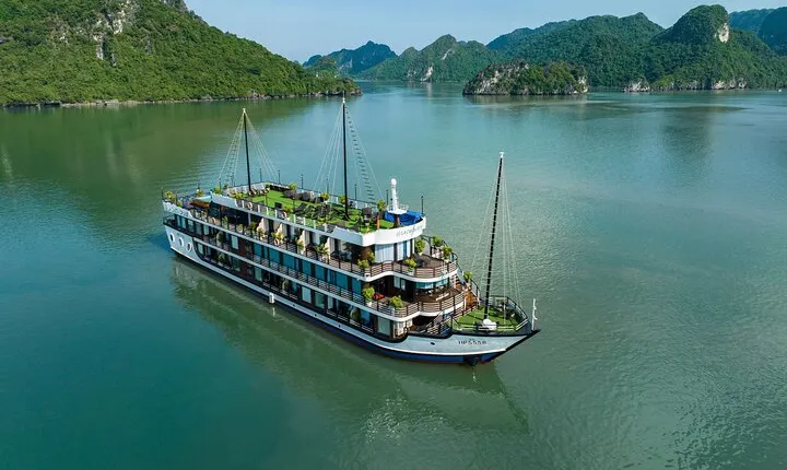 Hanoi to Halong & Lan Ha Bay: 2-Day 5-Star Cruise with Balcony