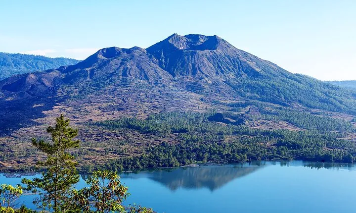 Mount Batur Sunrise Trekking With Breakfast on The Top