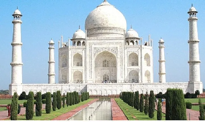 Day trip to Taj Mahal, Agra by a private car with driver
