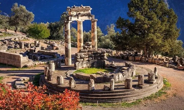 Delphi One Day Tour