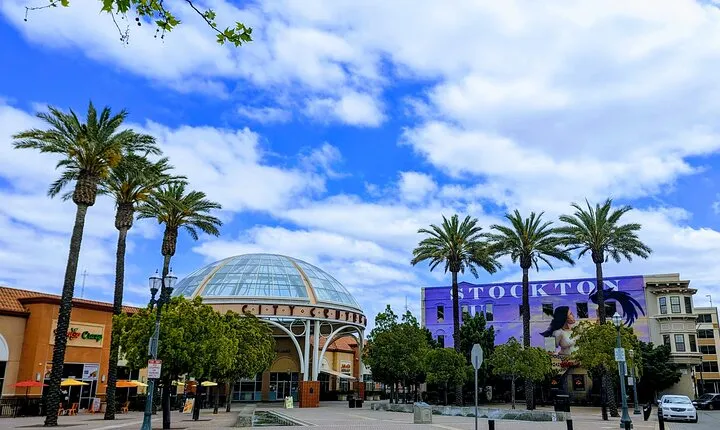 Stockton Scavenger Hunt Walking Tour and Game