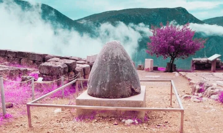 Private Luxury Tour: Delphi – The Navel of the Ancient World